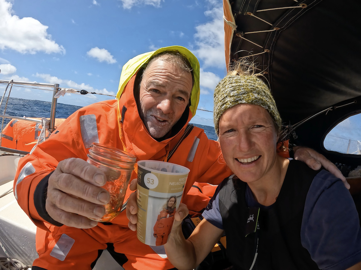 Successful rescue operation for Tapio Lehtinen in the Southern Indian Ocean. Kirsten Neuschäfer first to reach his position, and take him to safety aboard Minnehaha, after sharing a good glass of rum, Tapio was transferring onto the Bulk Carrier M.V. Darya Gayatri. Time Compensation following ASTERIA sinking: Kirsten Neuschäfer 35 hours + 30 litres of fuel. Abhilash Tomy 12hrs. Picture Credit：Kirsten Neuschäfer / GGR2022